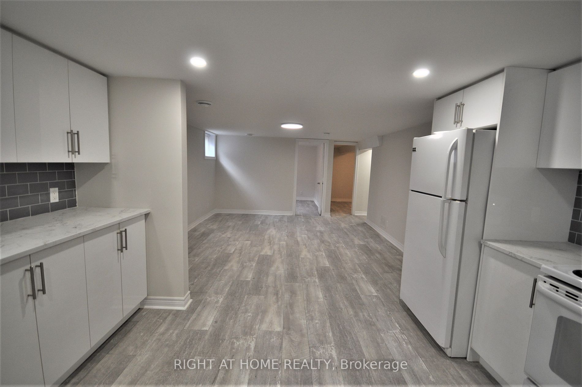 257 Bayfield St