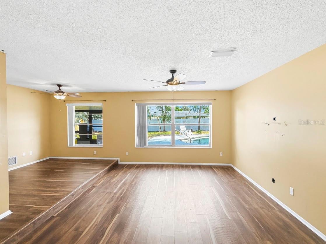3 Heritage Cove Court