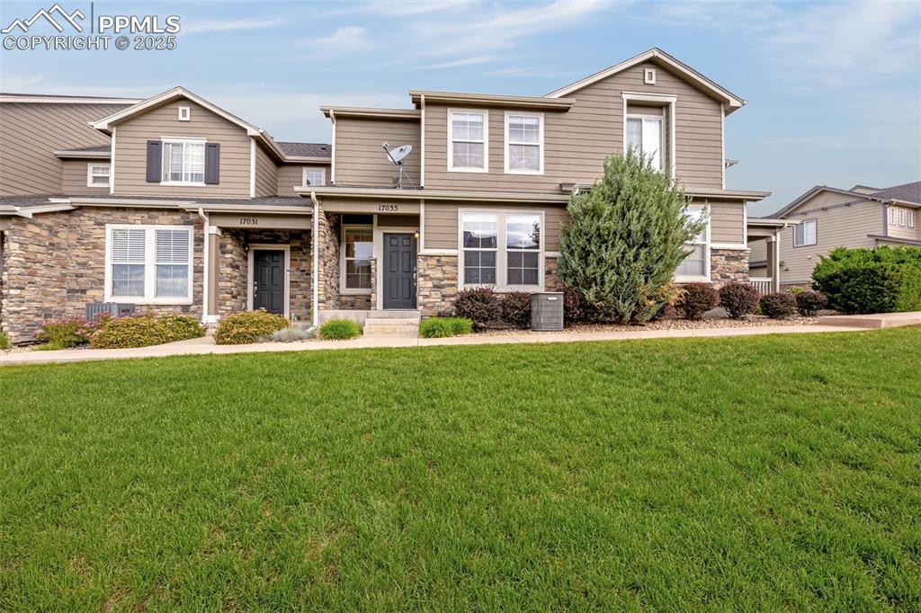 Welcome home to this well maintained 3-bedroom, 2.5-bath townhouse in the heart of Monument! This rare unit offers mountain views and green space right outside the front door, a true standout in the neighborhood. Located just minutes from Lewis-Palmer High School, shopping, and dining, this home offers a superior location with easy access to everything you need.
Inside, you’ll find a bright and open main level with brand new carpet upstairs and low maintenance flooring throughout the main level. The living and dining areas flow together for a functional and welcoming space, while the kitchen offers ample storage and room to prep.
Upstairs, the spacious primary suite features vaulted ceilings, mountain views, a walk-in closet, and a private en-suite bath. Two additional bedrooms and a full bath offer flexibility for guests, kids, or a home office. You’ll also love the oversized laundry room (washer and dryer included), central A/C, and attached 2-car garage. Plus, this unit has one of the few driveways that can actually fit a vehicle - no squeezing into a short pad! With community green space, mountain views, and a low-maintenance lifestyle, this one is easy to love.