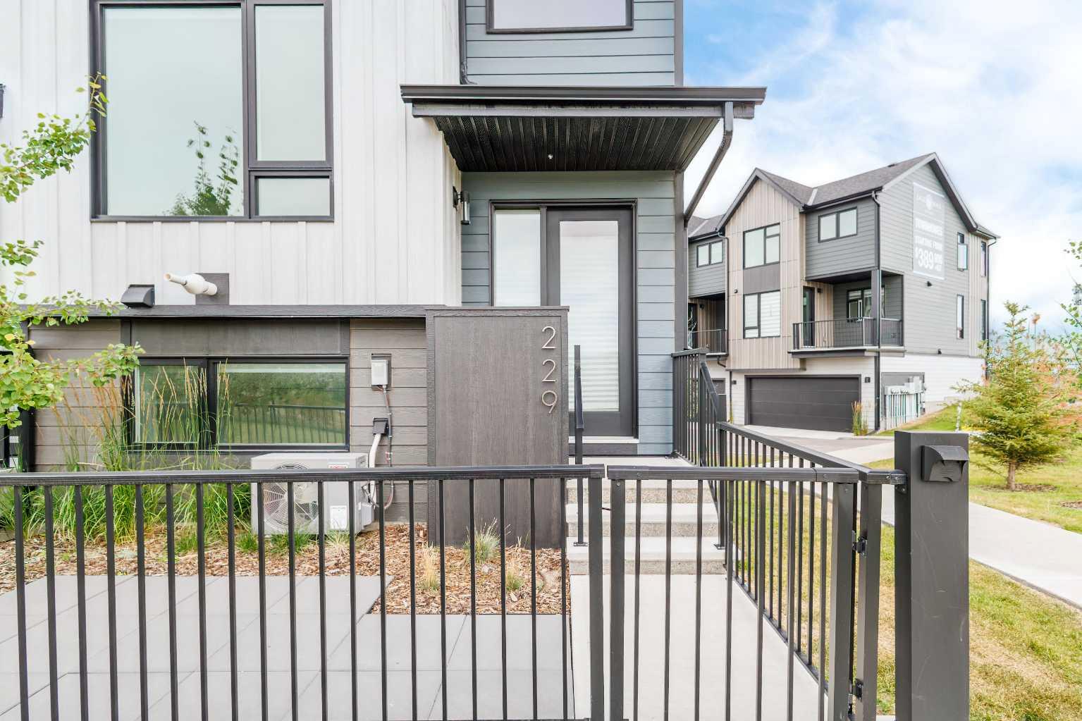 85 Sage Hill Heights NW 229