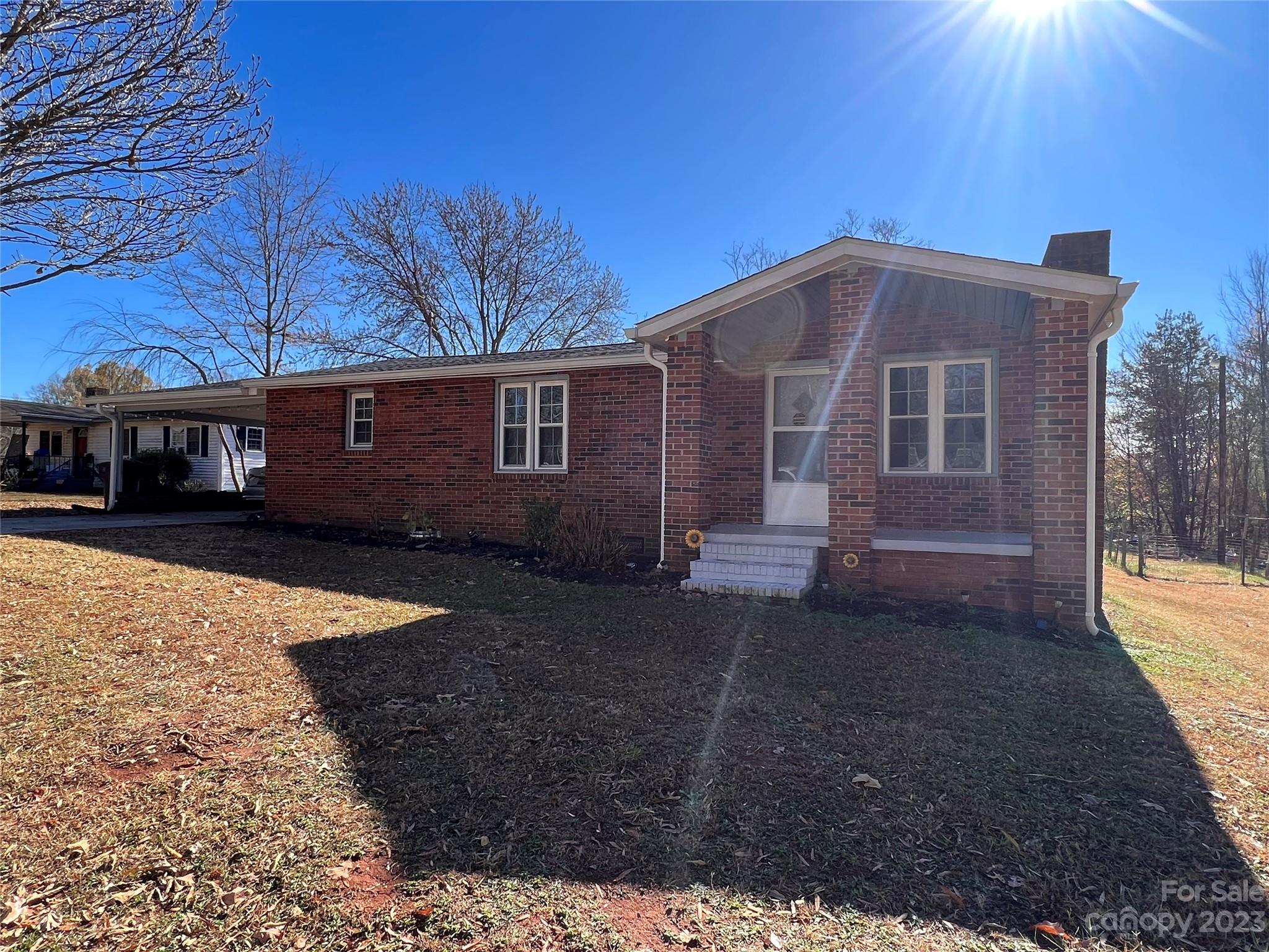64 W Jay Drive