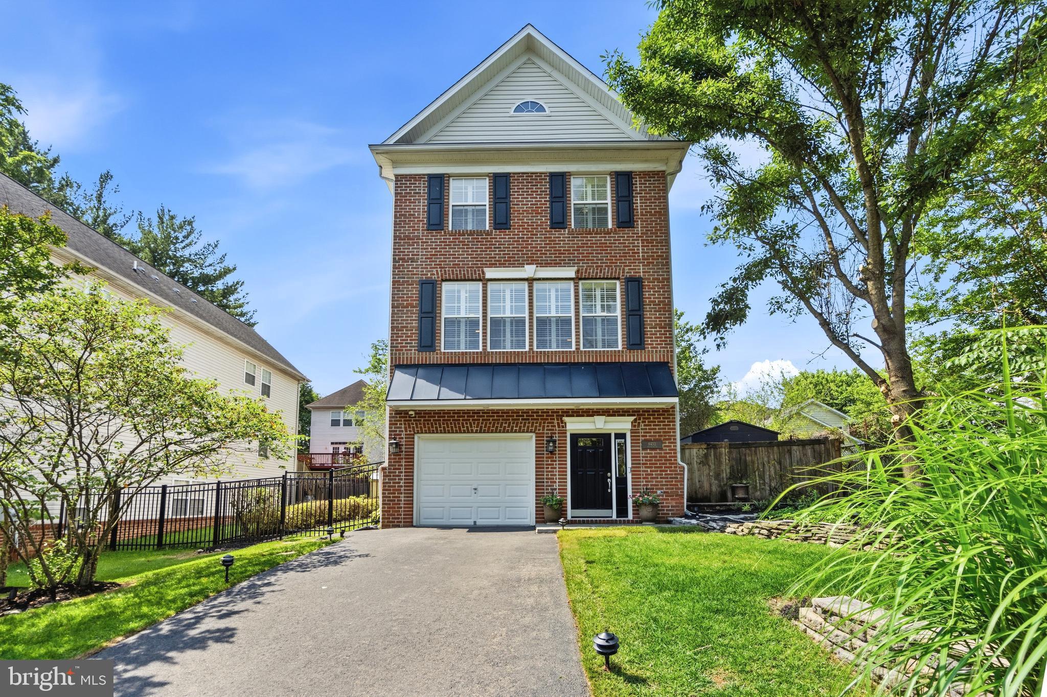 6453 Fourth Street