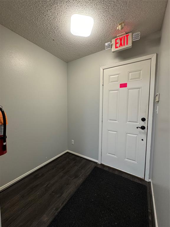 2775 NE Loop 286 Highway