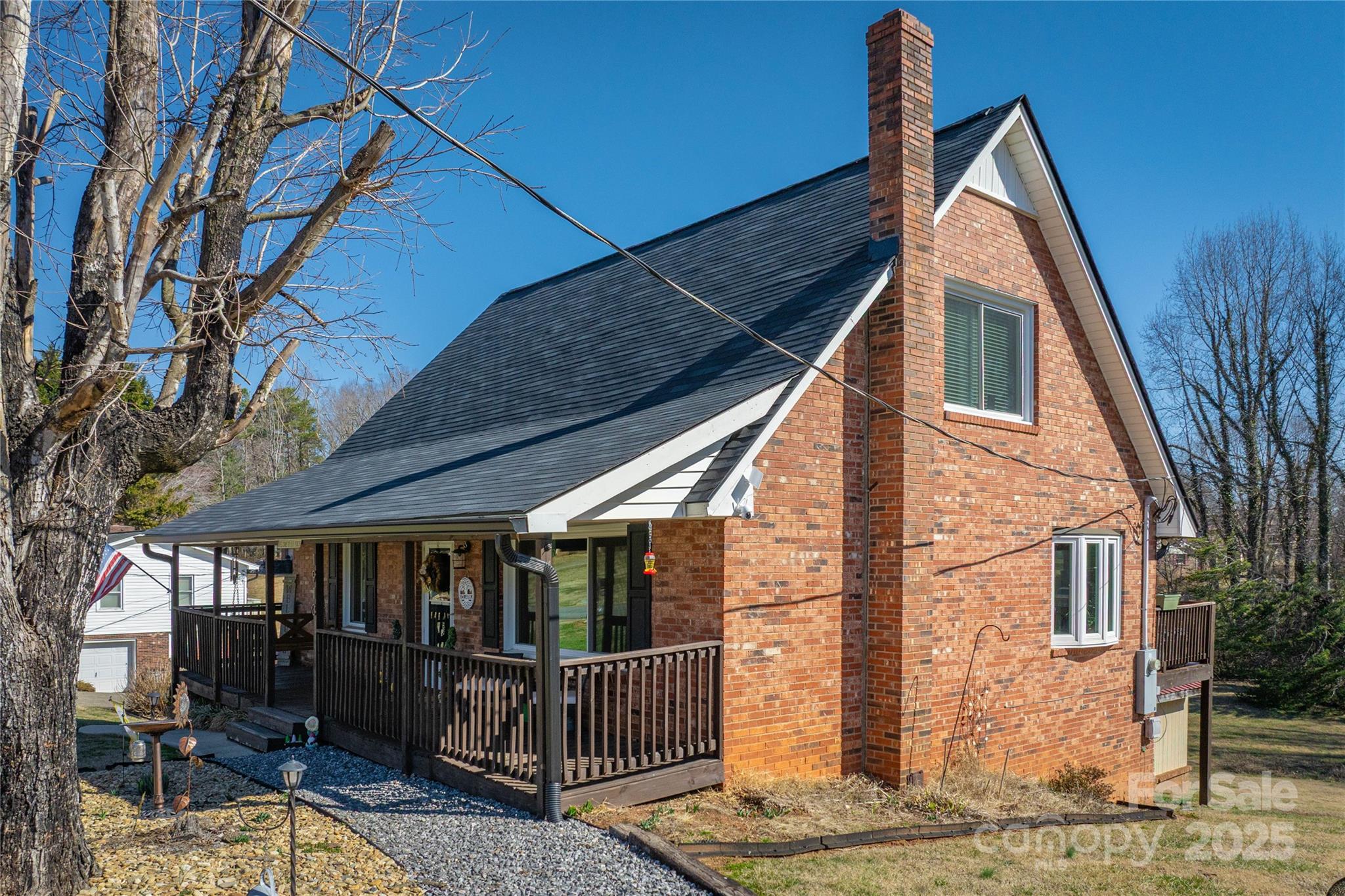 1913 Forest Hill Place
