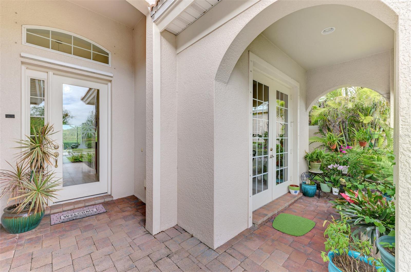 13376 Creekside Lane