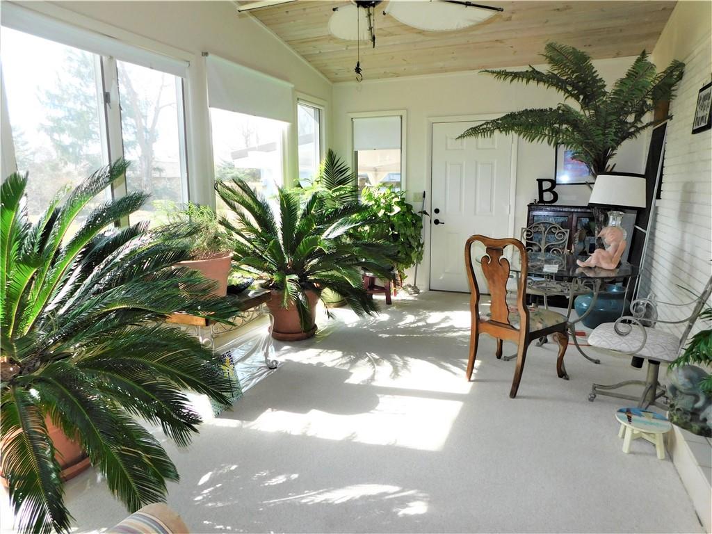 103 W Poplar Drive