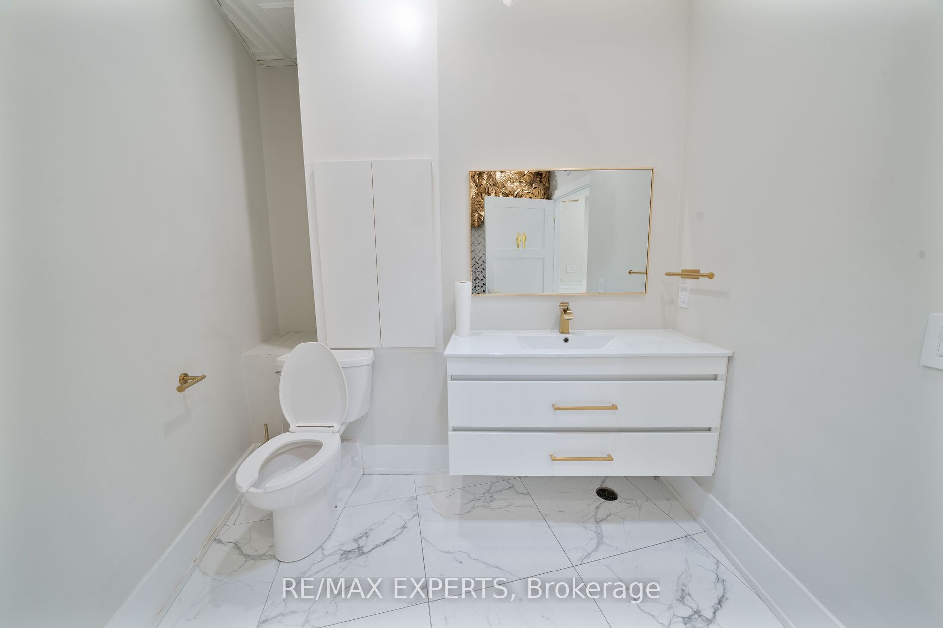 7730 Kipling Ave 3