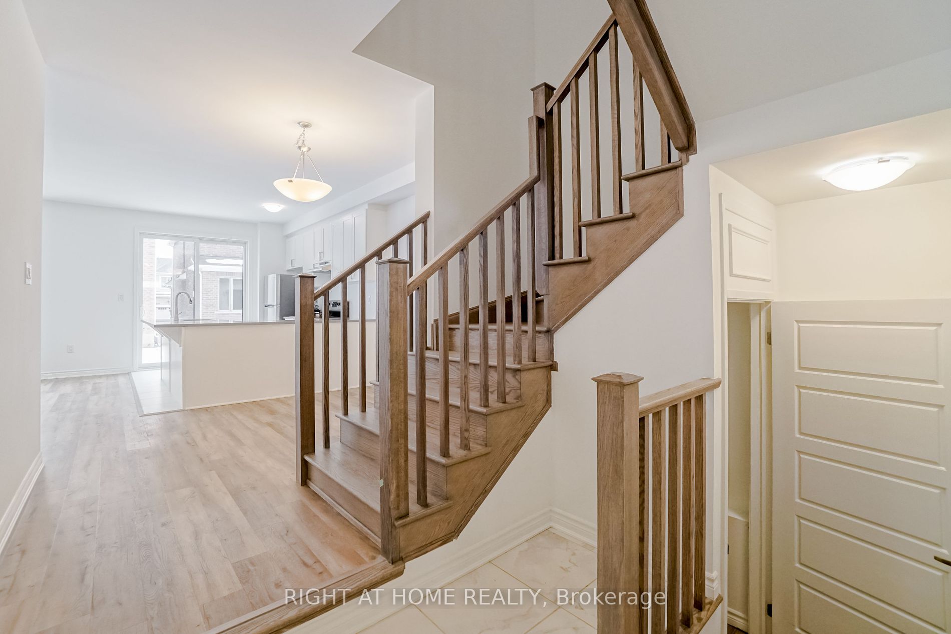 1263 Dias Landing Line