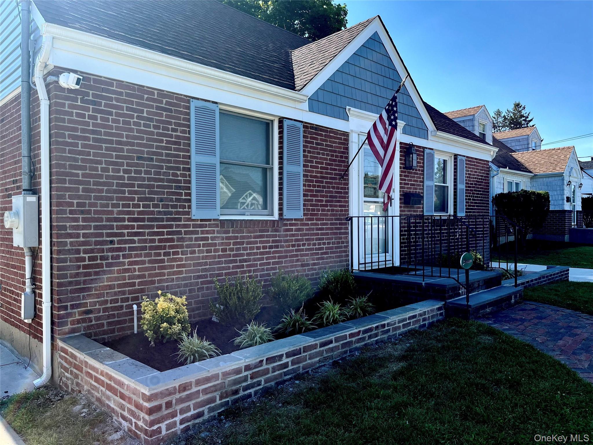 16 Cedar Drive 1st Fl