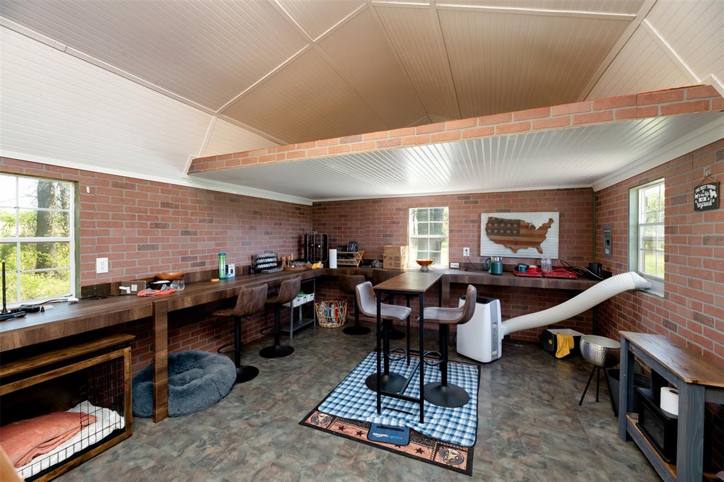 247 Private Road 14503