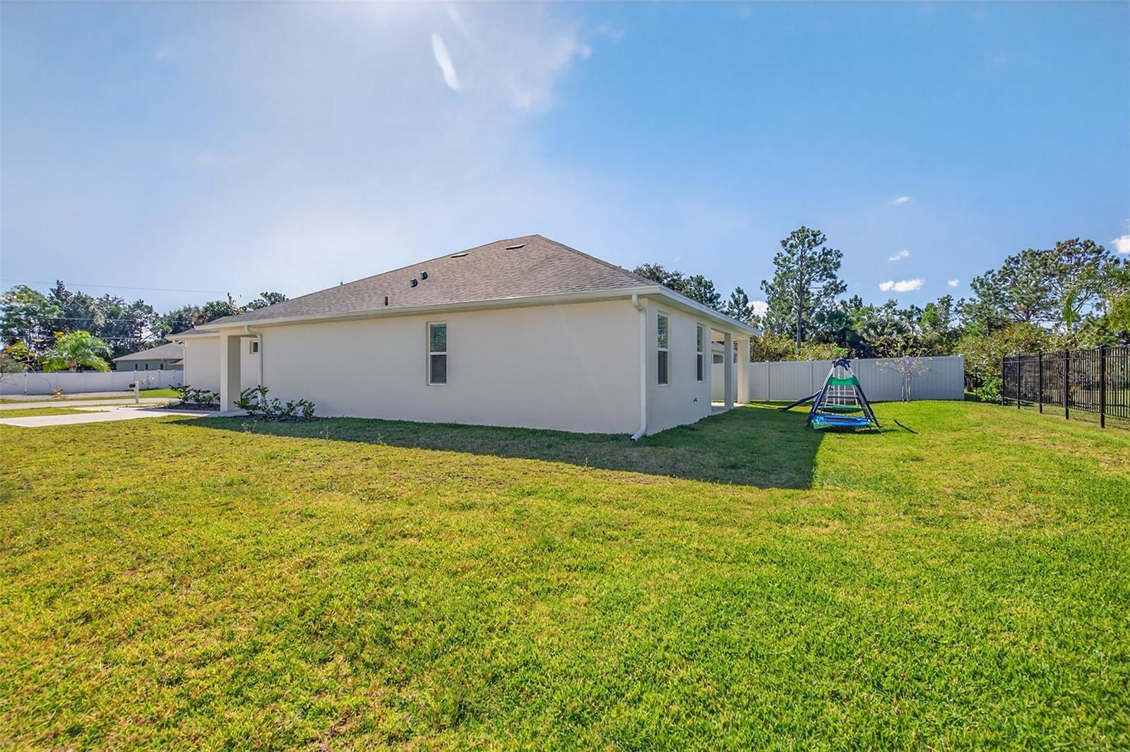 41 La Mancha Drive