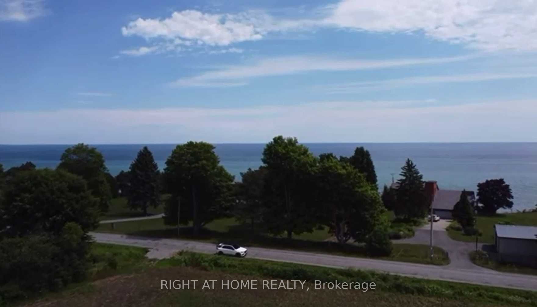 418 Victoria Beach Rd