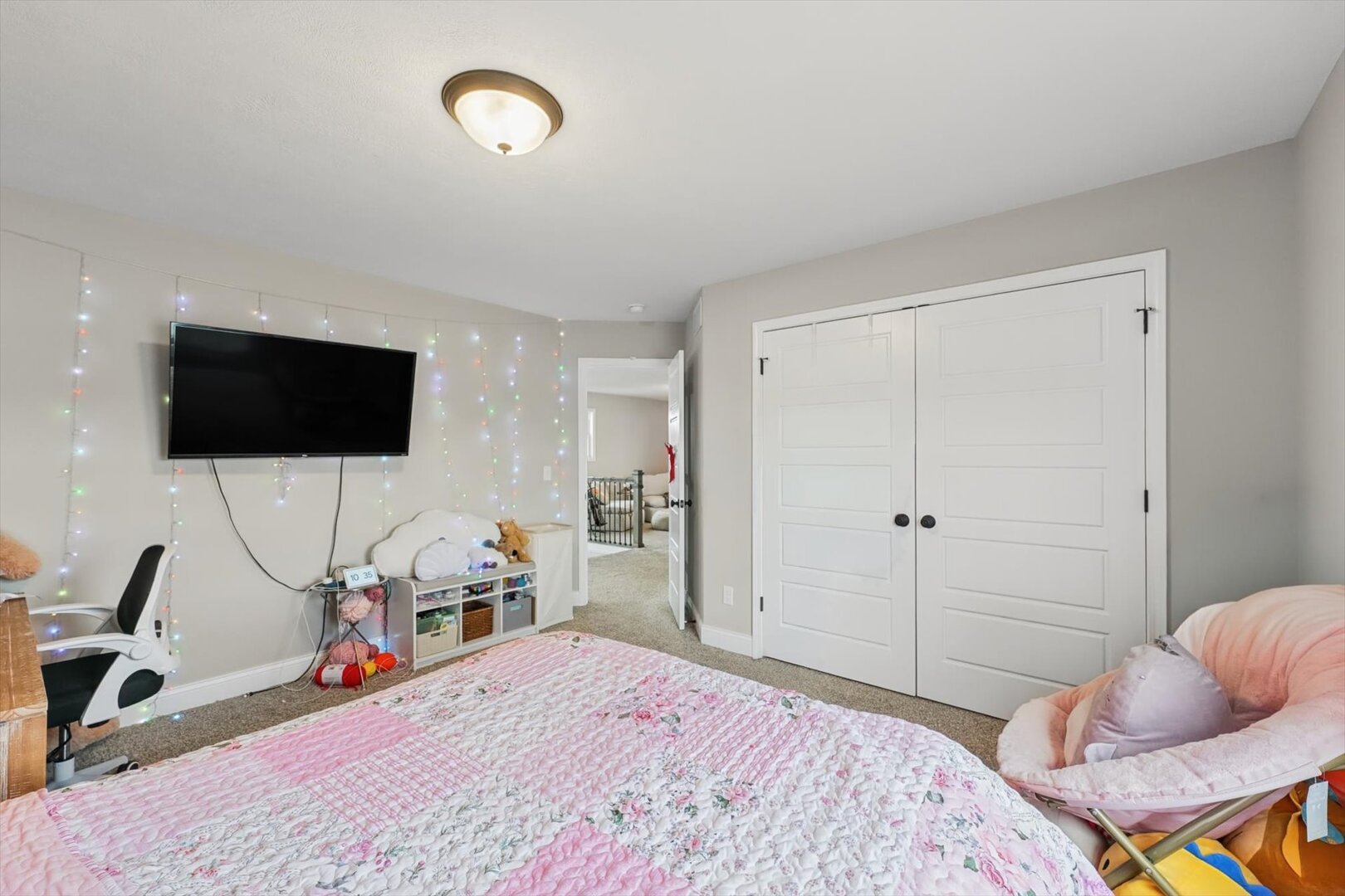 1920 Roseland Drive
