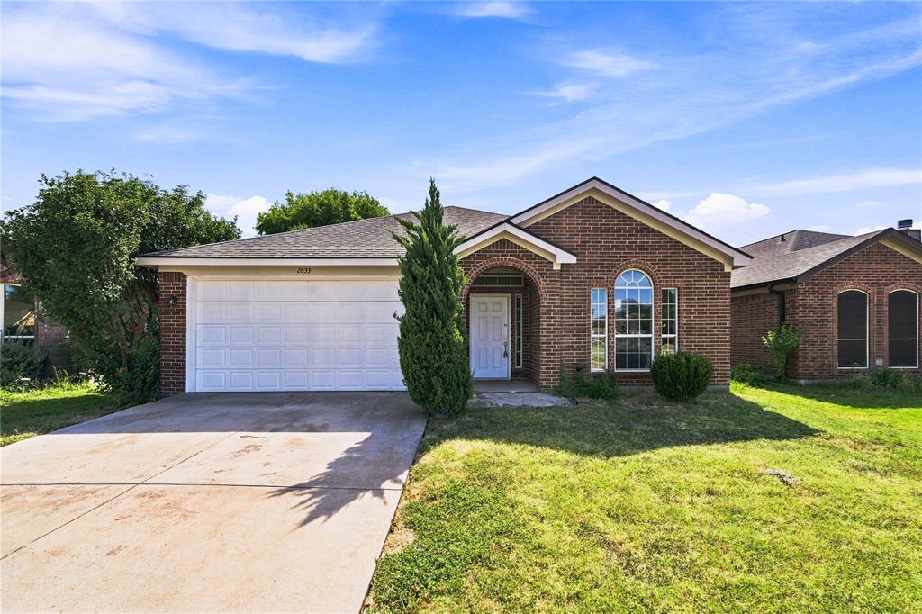 2833 Wakecrest Drive