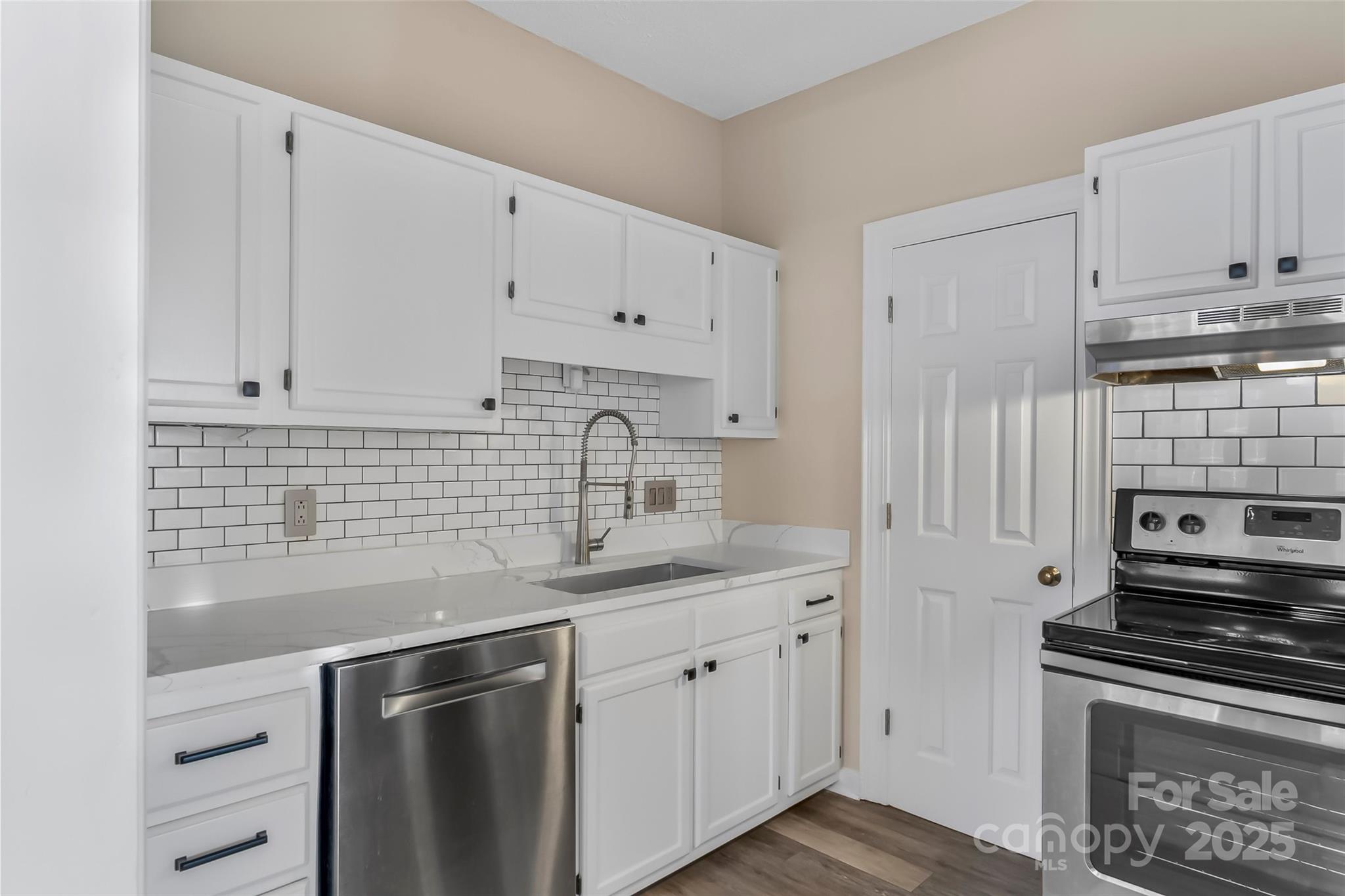 308 N Green Street #6