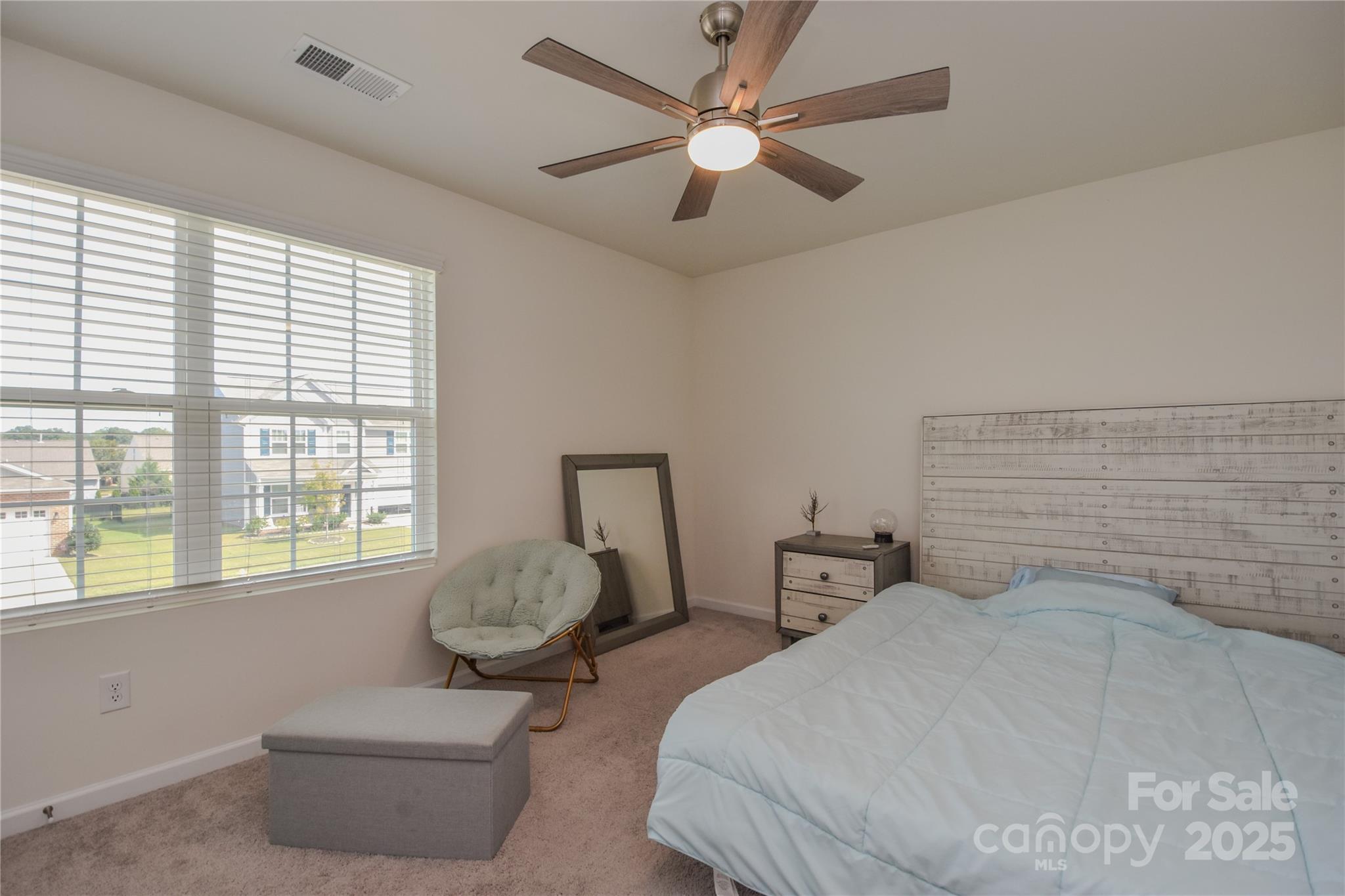 139 W Neel Ranch Road