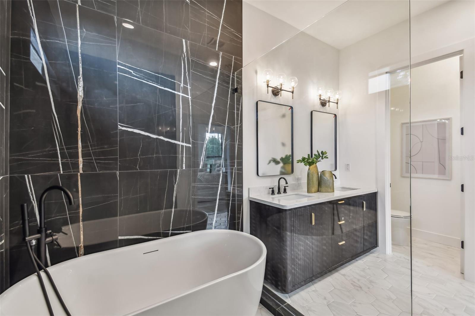 4717 W Oklahoma Avenue