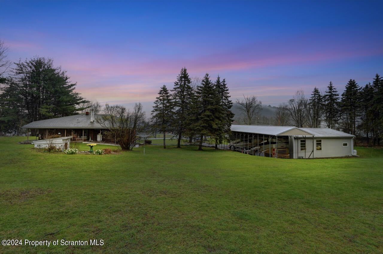 325 Schoolhouse Hill Road