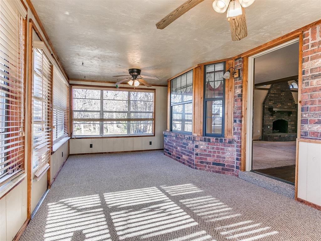 9901 Woodview Drive