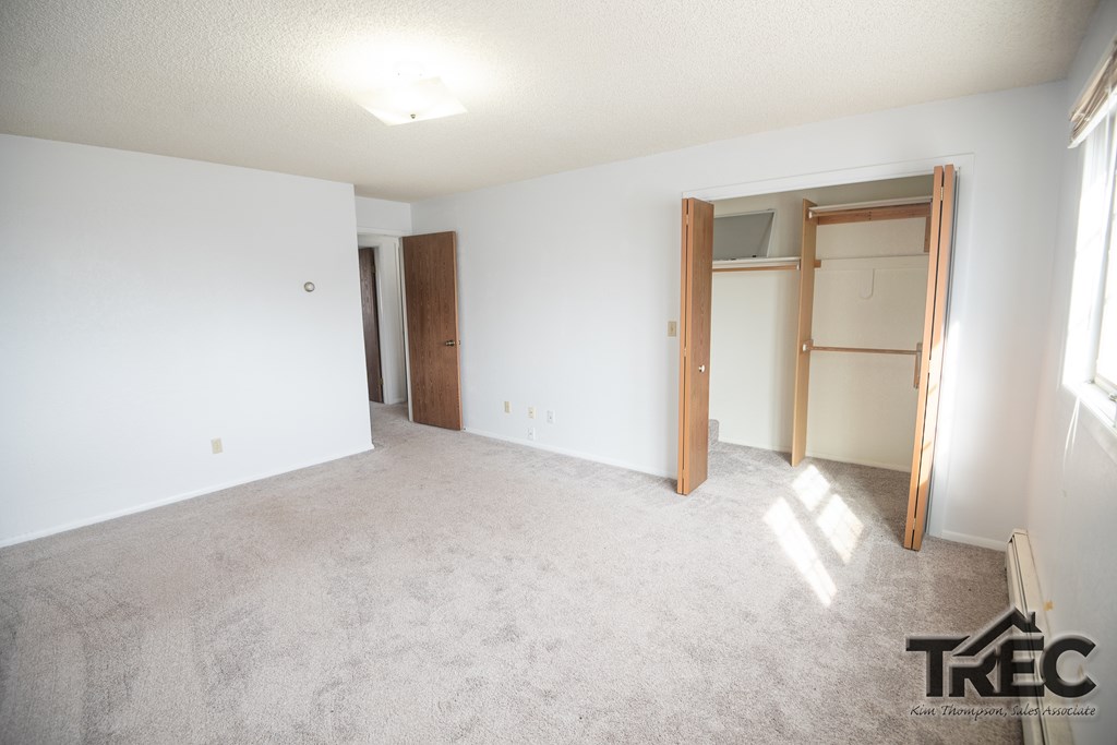 888 N Gilbert St 15