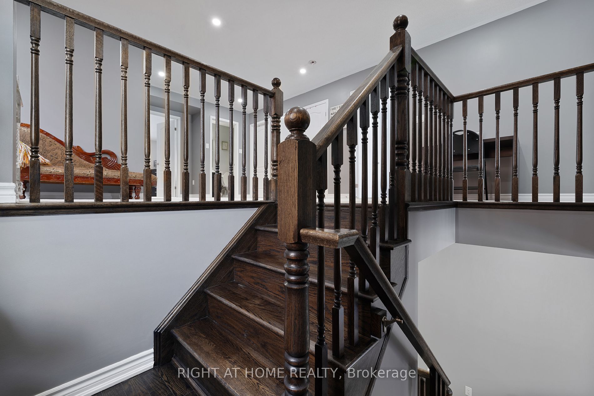 277 Seabrook Dr