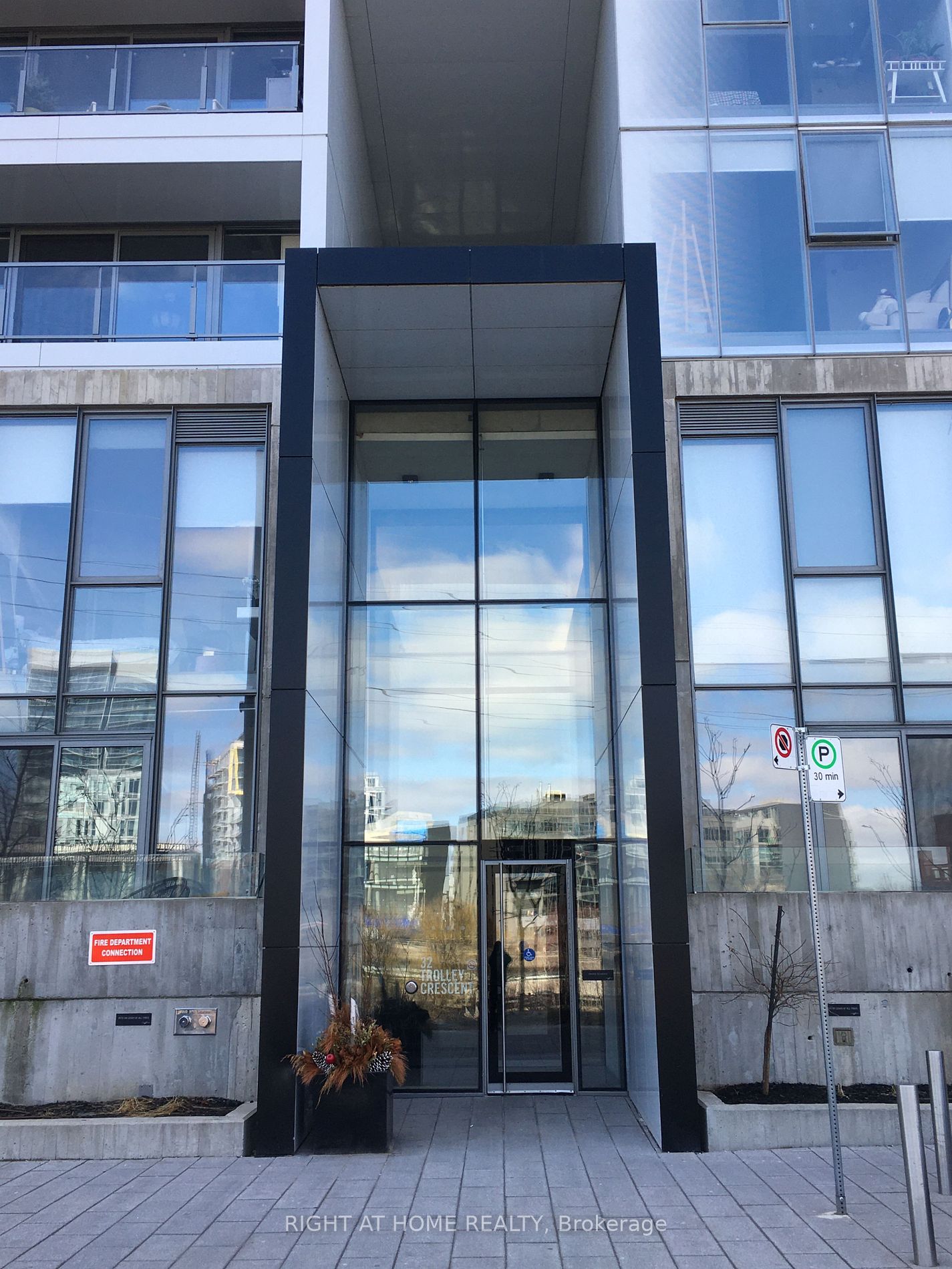 32 Trolley Cres 502