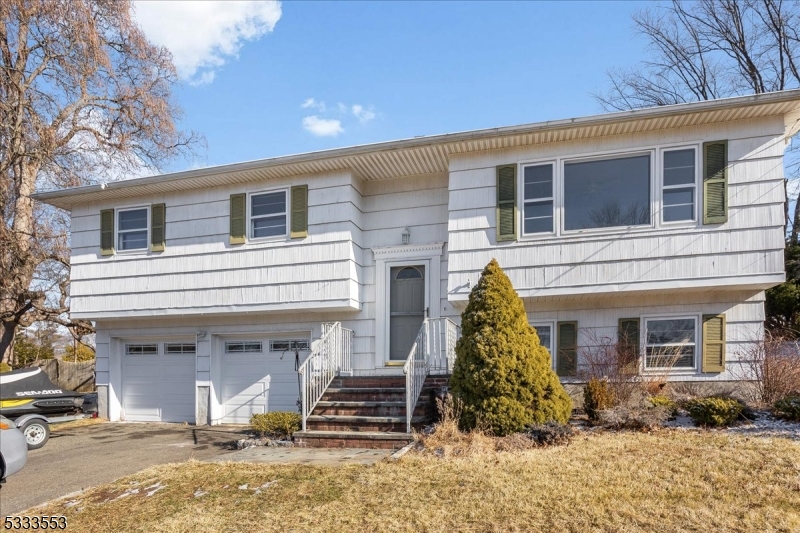 18 Joyce Dr