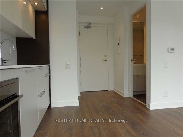 15 Grenville St 2604