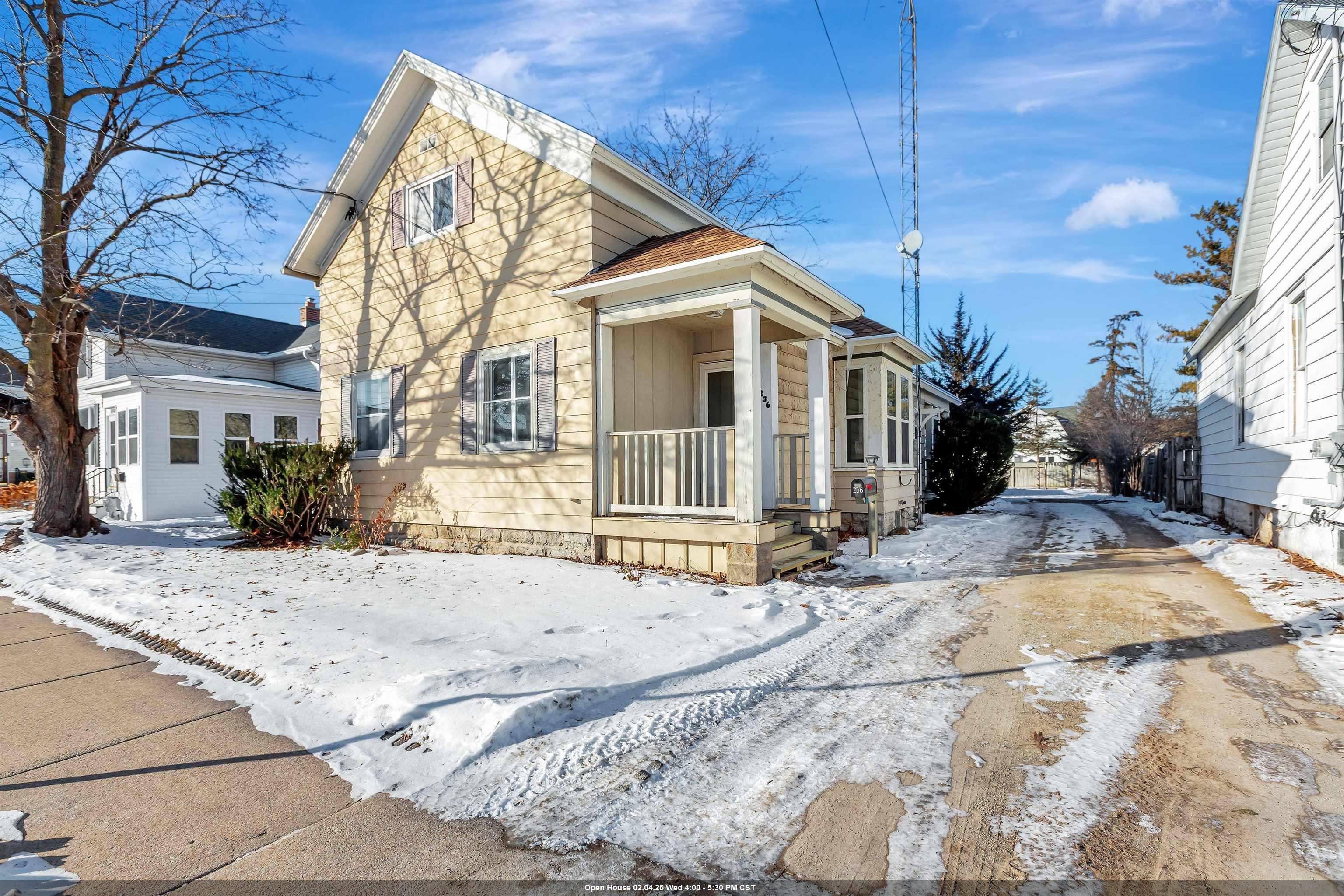 236 W South Park Avenue