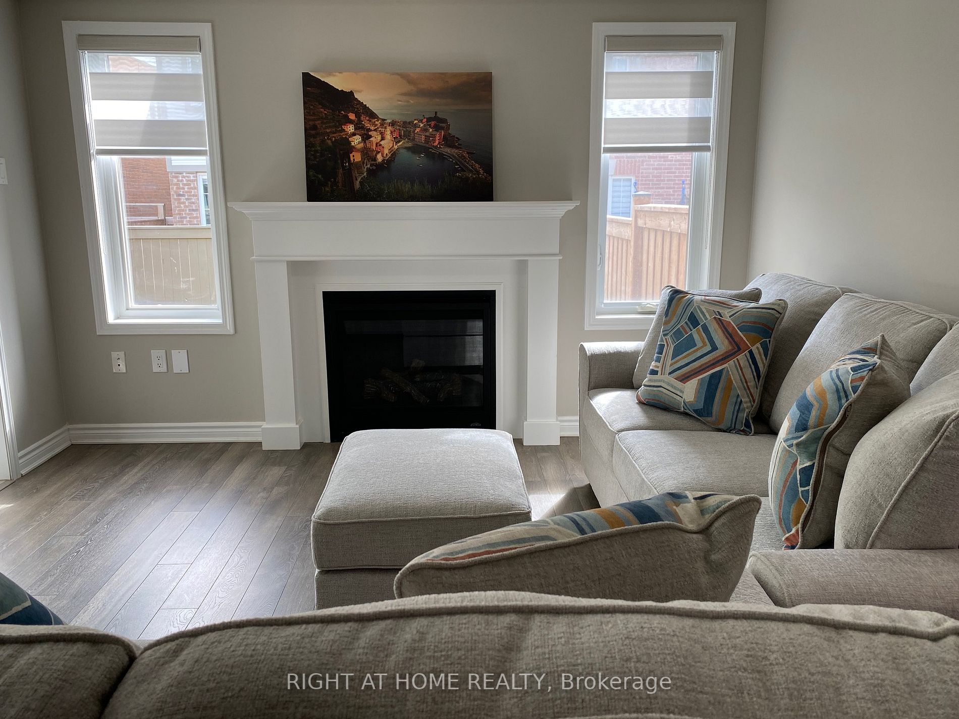 1125 Leger Way 25