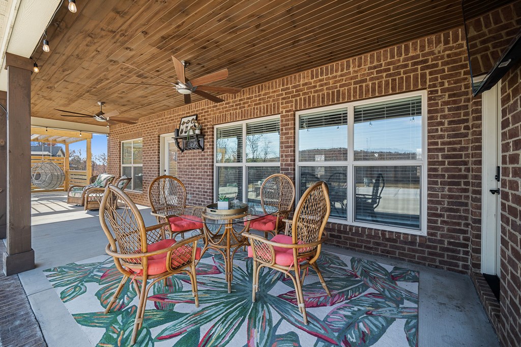 1621 Plantation View