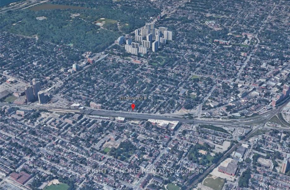 2555 W Dundas St