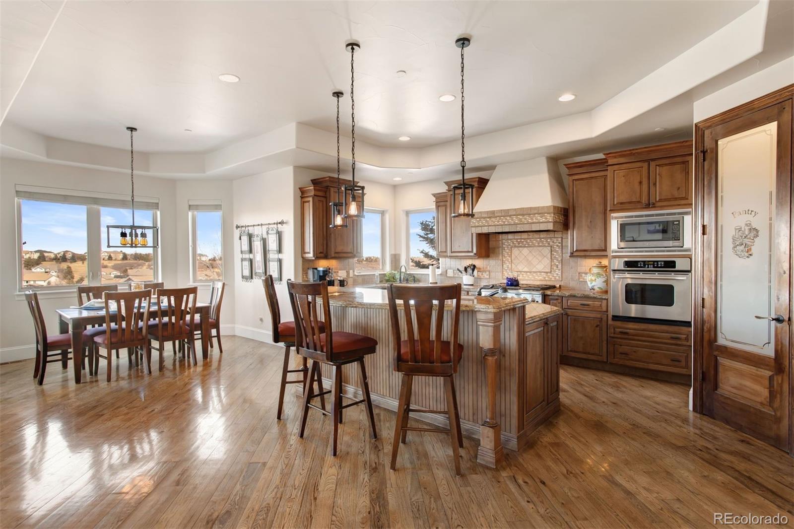 6805 Twisted Oak Drive