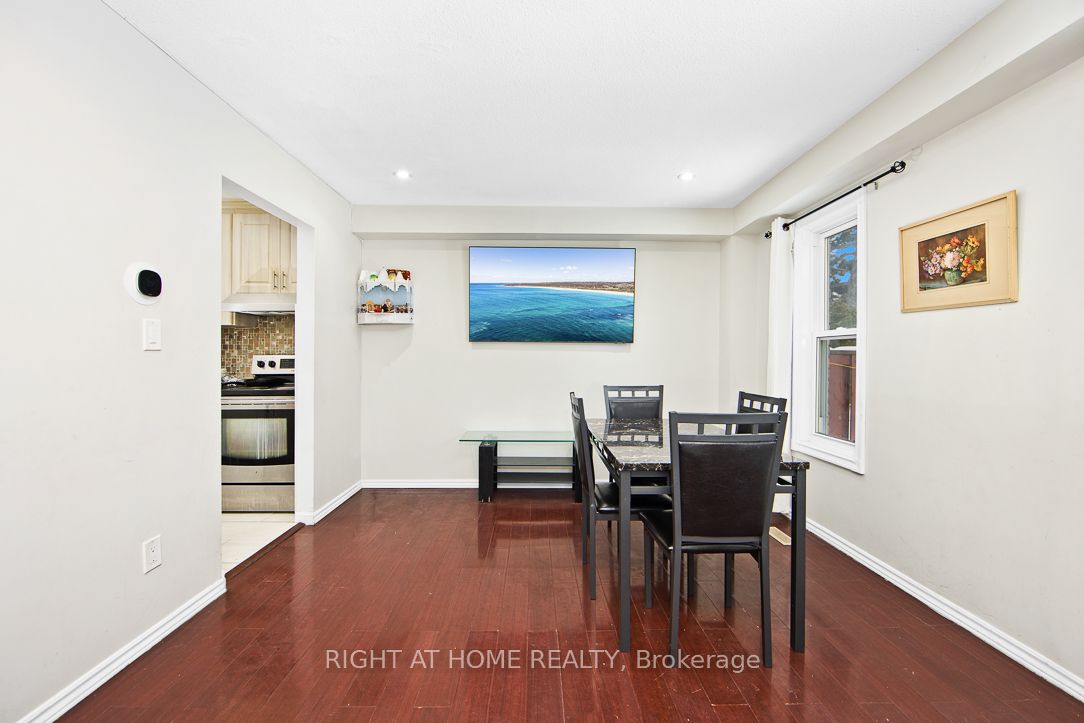 50 Silver Bell Grve 5