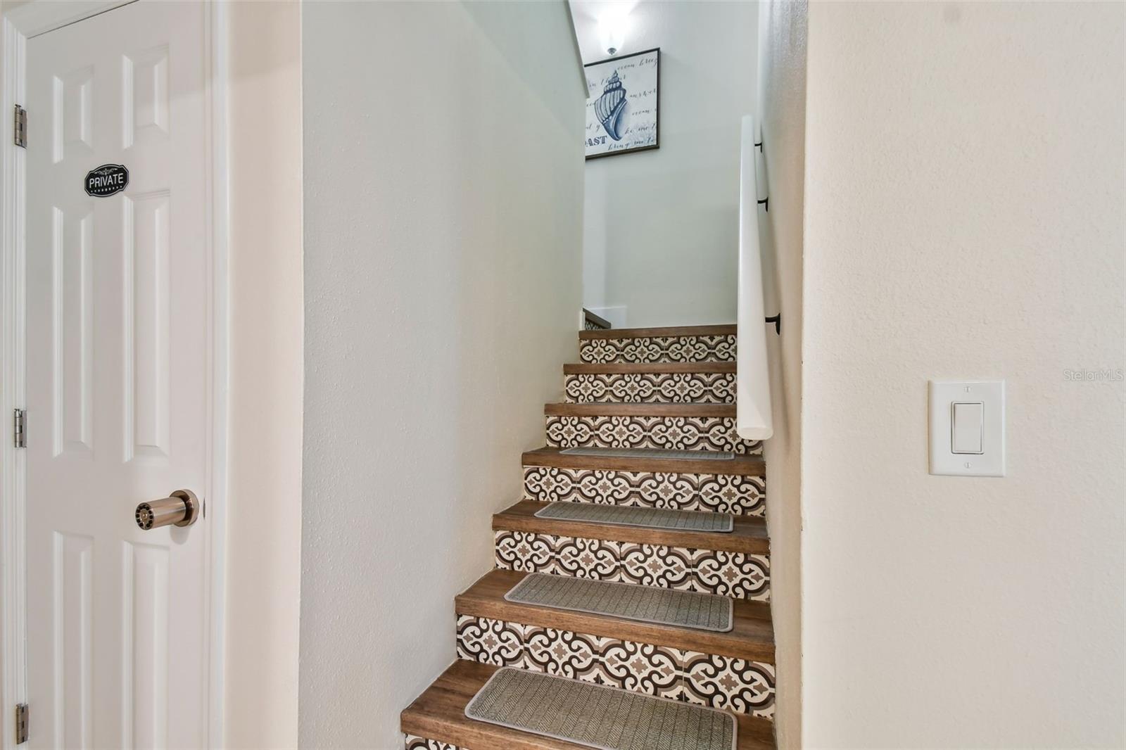 315 Medallion Boulevard E