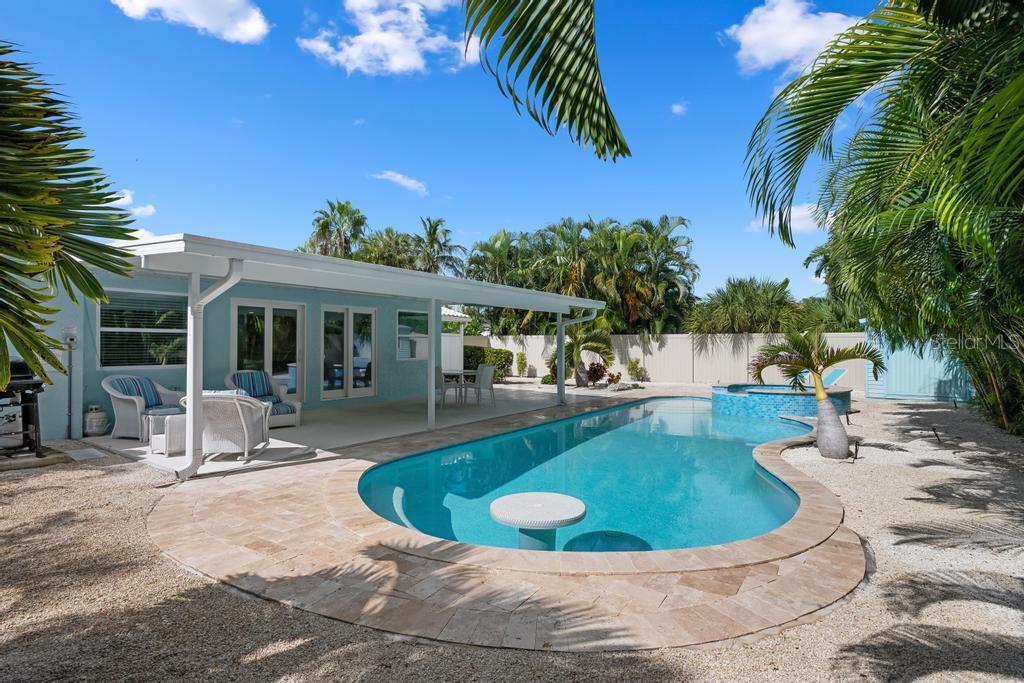 406 Bay Palms Drive