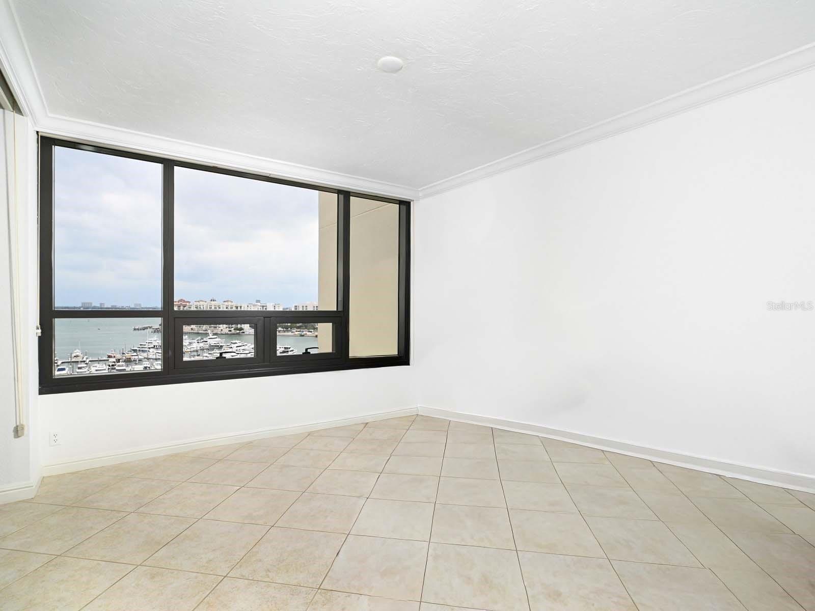1255 N Gulfstream Avenue 1106
