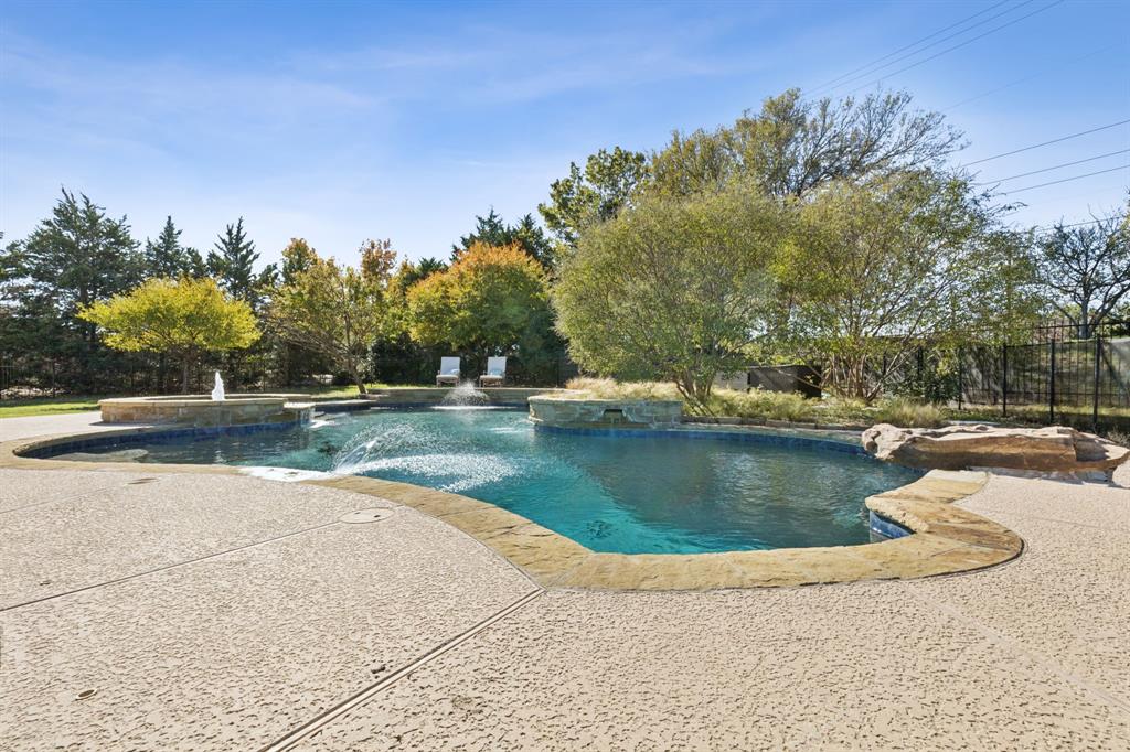 5801 Hathaway Drive