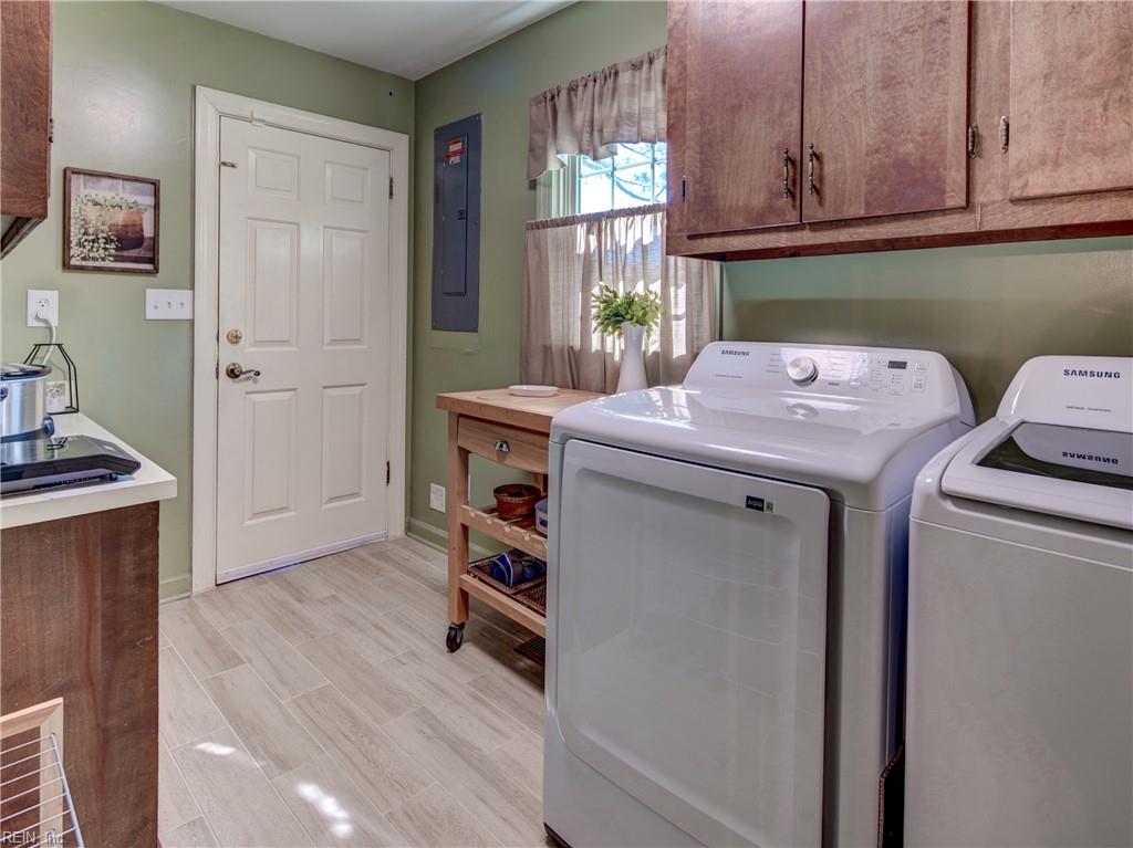 3232 Shadyside Lane
