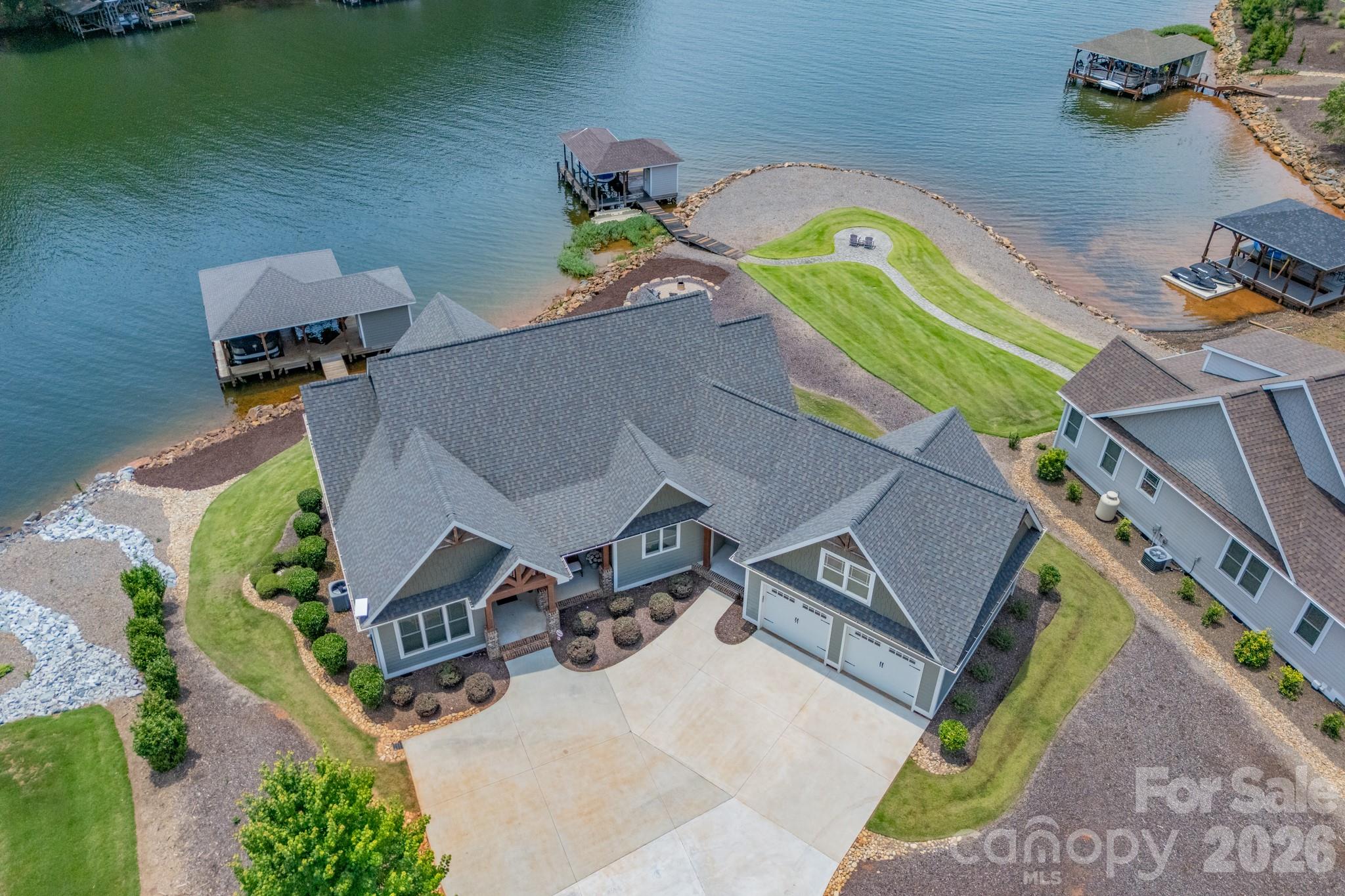 157 Landing Trail