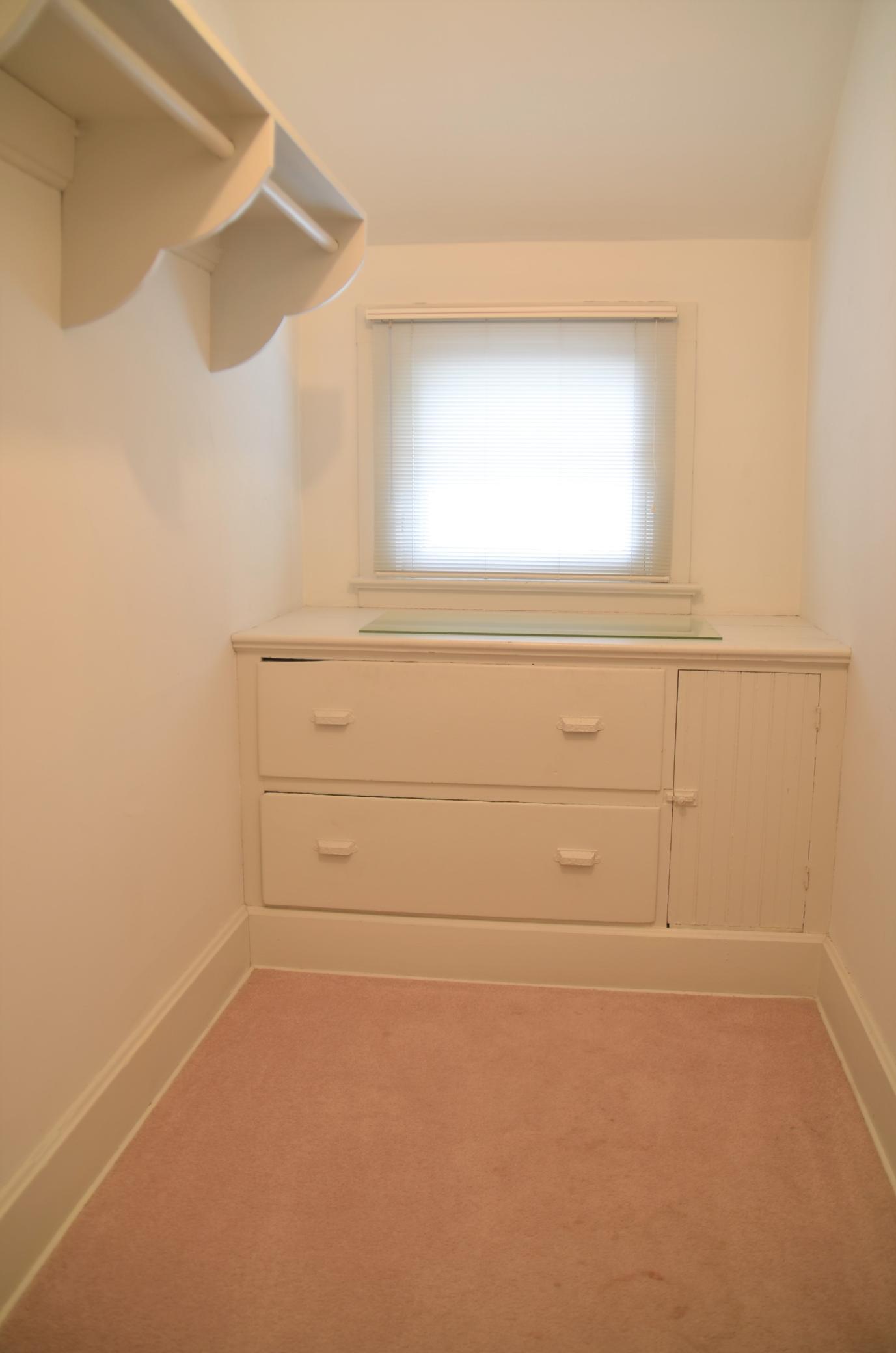 709 W 4th Street