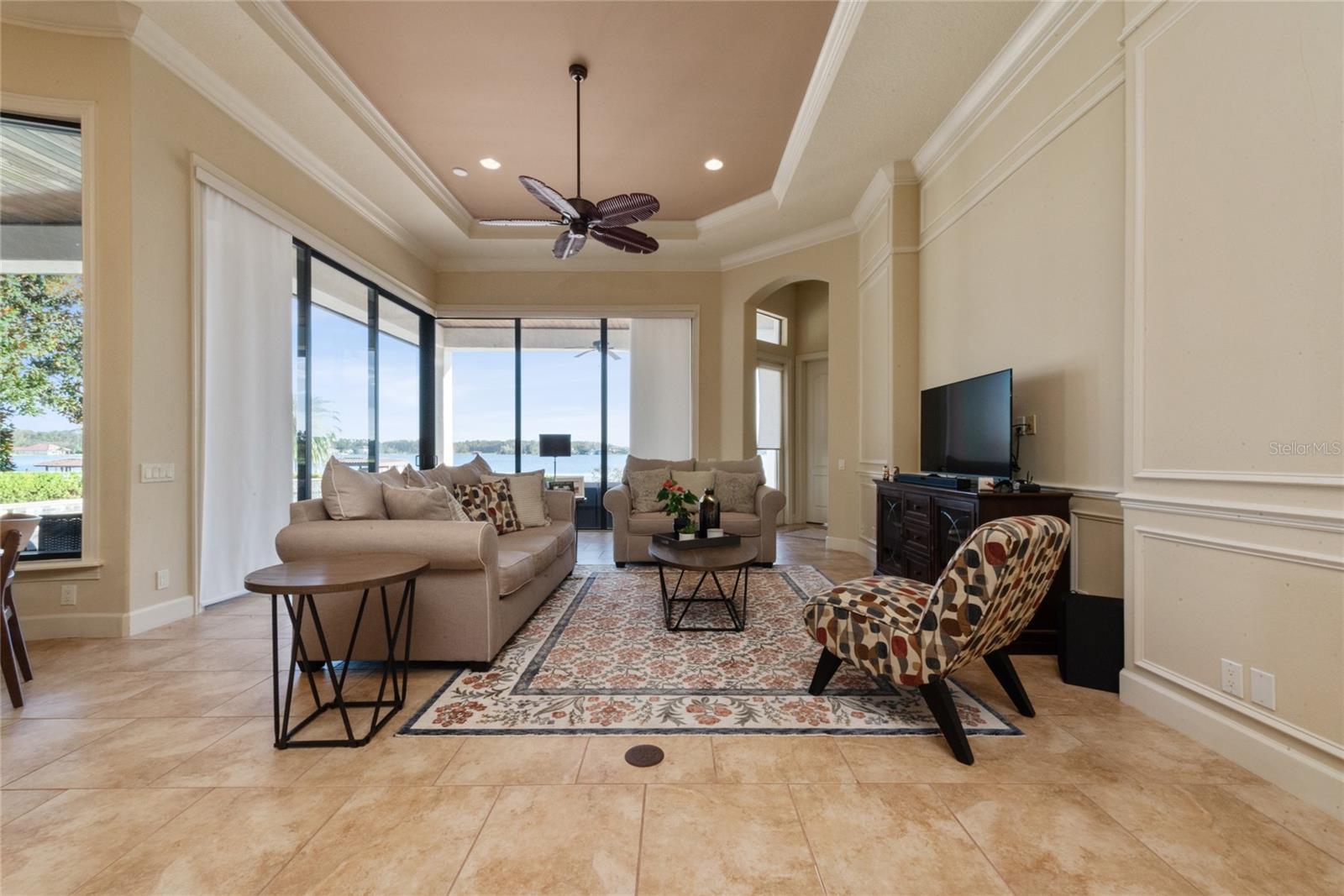 14616 Avenue Of The Rushes