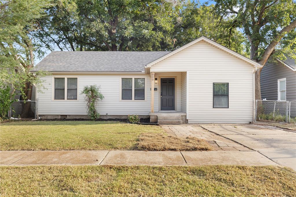 Step inside this fully remodeled 3-bedroom home, just minutes from OU’s campus. Hardwood floors flow throughout the open layout, creating a warm and timeless feel. The kitchen stands out with quartz countertops, stainless steel appliances, and modern finishes. Beautiful tile selections carry into the fully updated bathroom, adding style and function.

The large backyard offers plenty of space to enjoy, with mature trees and a covered back deck perfect for entertaining or relaxing. Whether you’re looking for a personal home, a game-day getaway, or an investment property near OU, this one checks all the boxes!