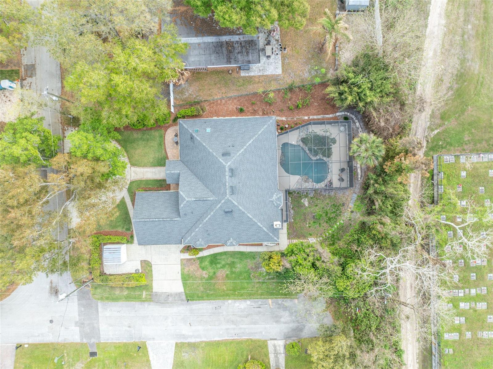 1800 Magnolia Avenue