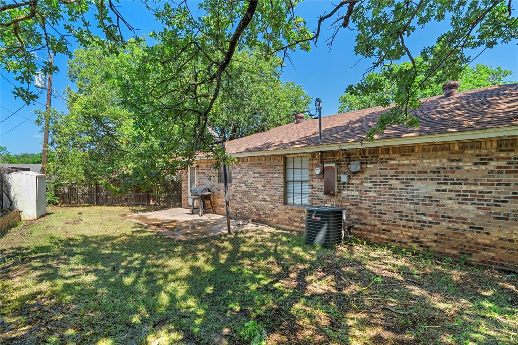 1517 Willow Wood Drive
