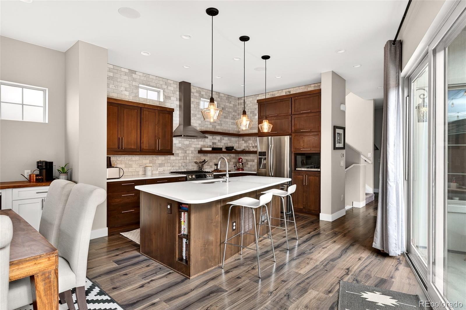 15554 W La Salle Avenue