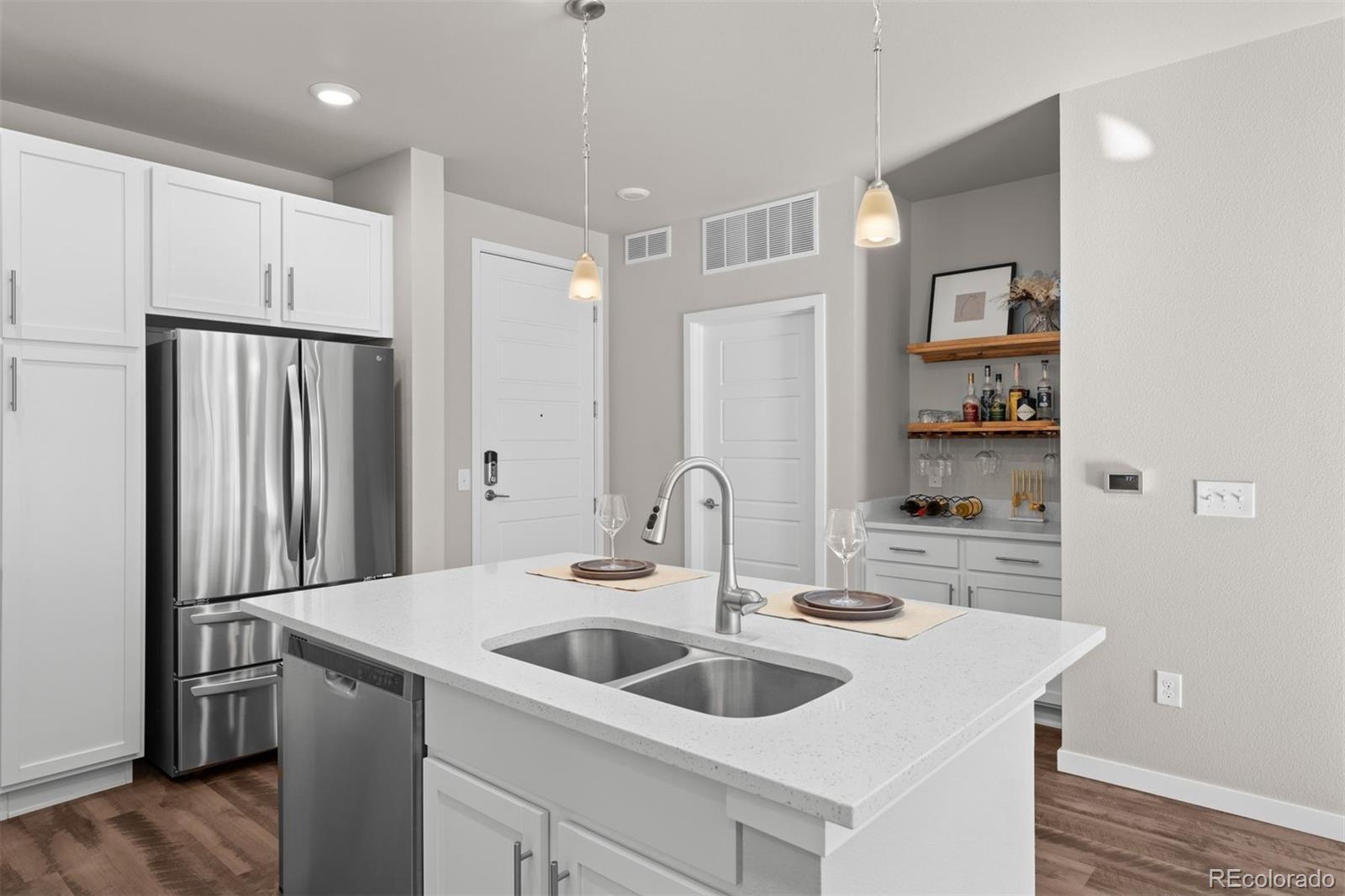 400 E Fremont Place 204