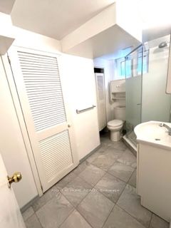 397 Simcoe Rd Lower