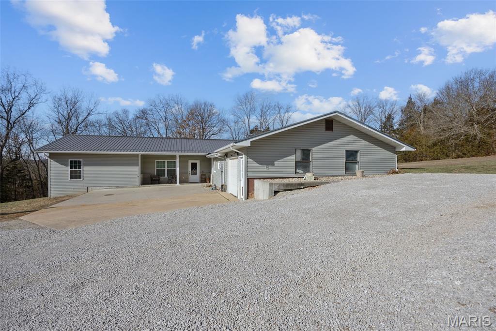 10179 Vine Road