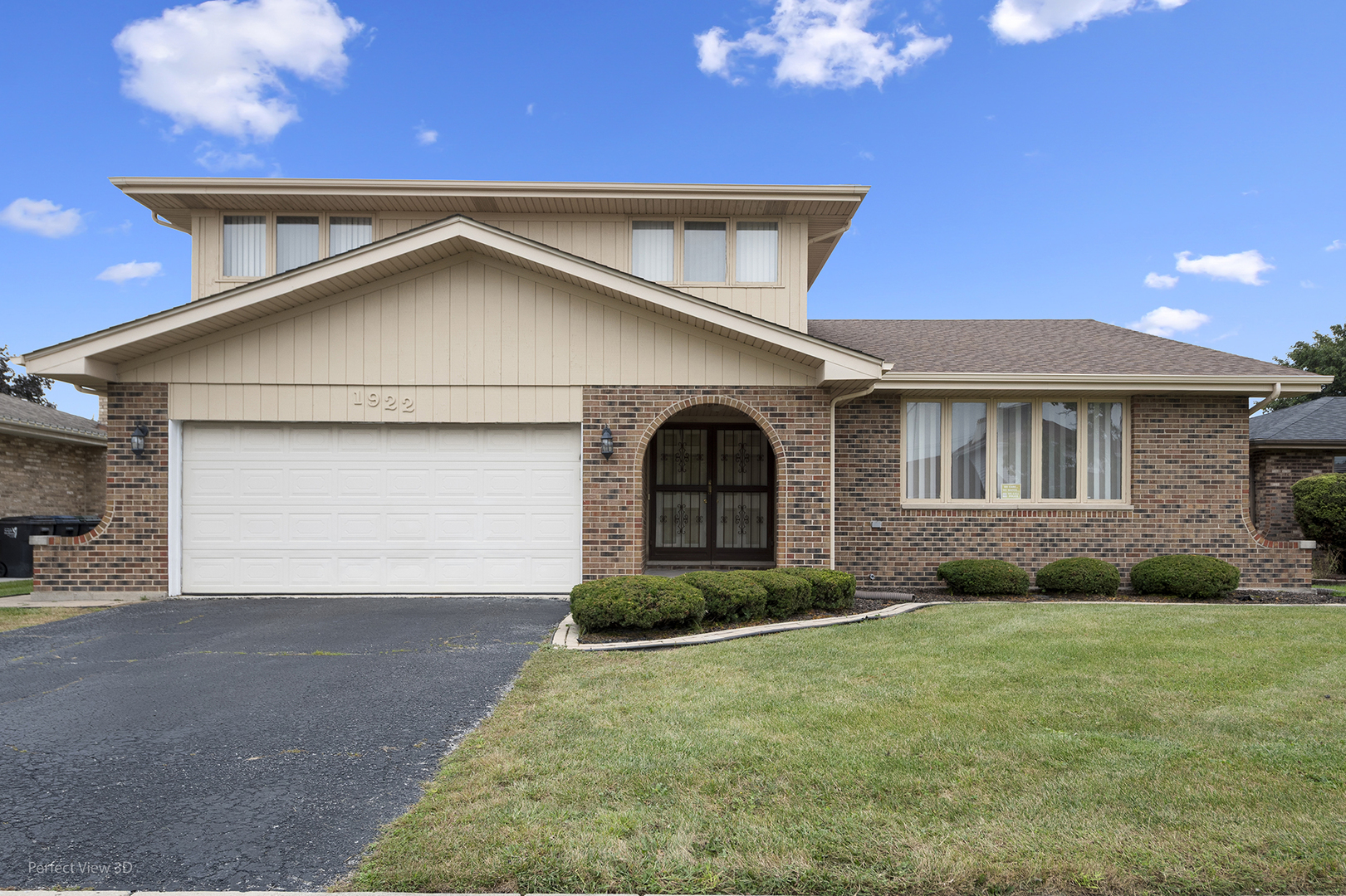 1922 E 173rd Place